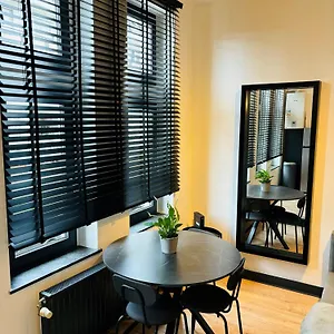 https://appartement-cosy-lige-station.brusselshotelsbook.com